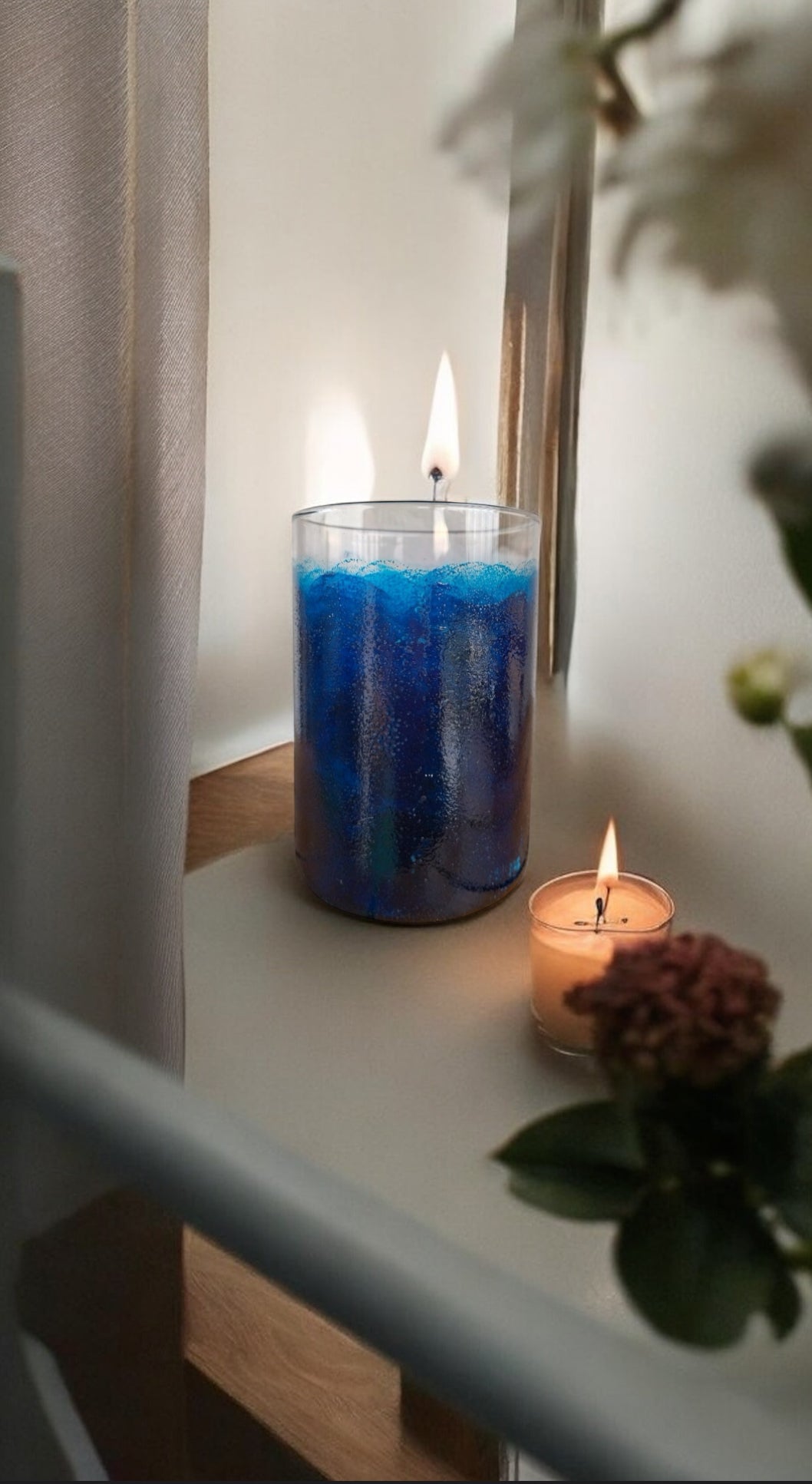 Миднайт Блуу - Ваза за Свещи в Завладяващо Тъмно Синьо